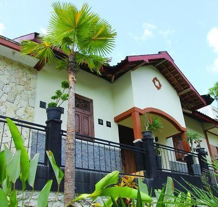 Pondok Gajah Homestay Джокьякарта Экстерьер фото